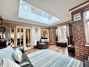 Photo 11- click for photo gallery